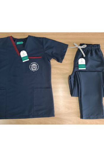 Uniforme Enfermería Diario Universidad Nacional
